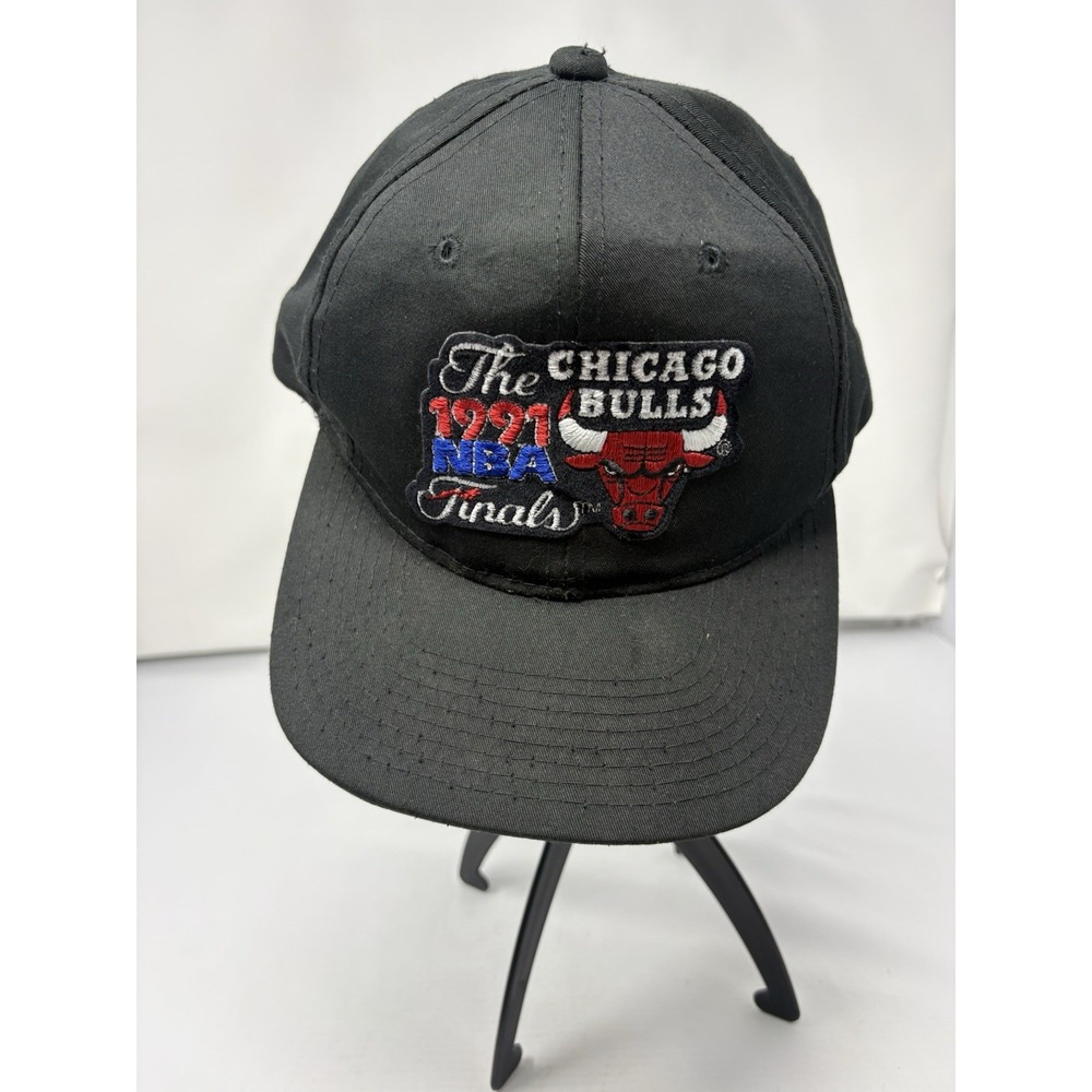 Vintage Chicago Bulls 1991 NBA World Champions Snapback Sports Specialties Read